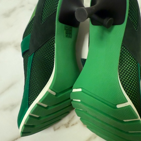 Sneex the tepper on green size 9 brand new no box never worn offer welcome - Picture 8 of 10